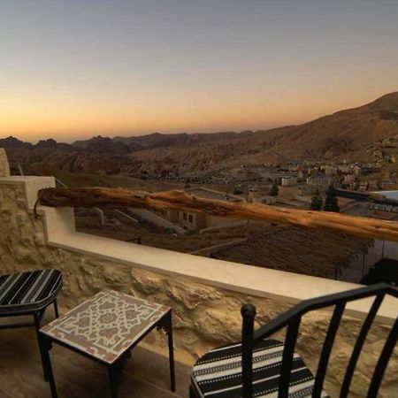 Infinity Lodge Wadi Musa Eksteriør bilde